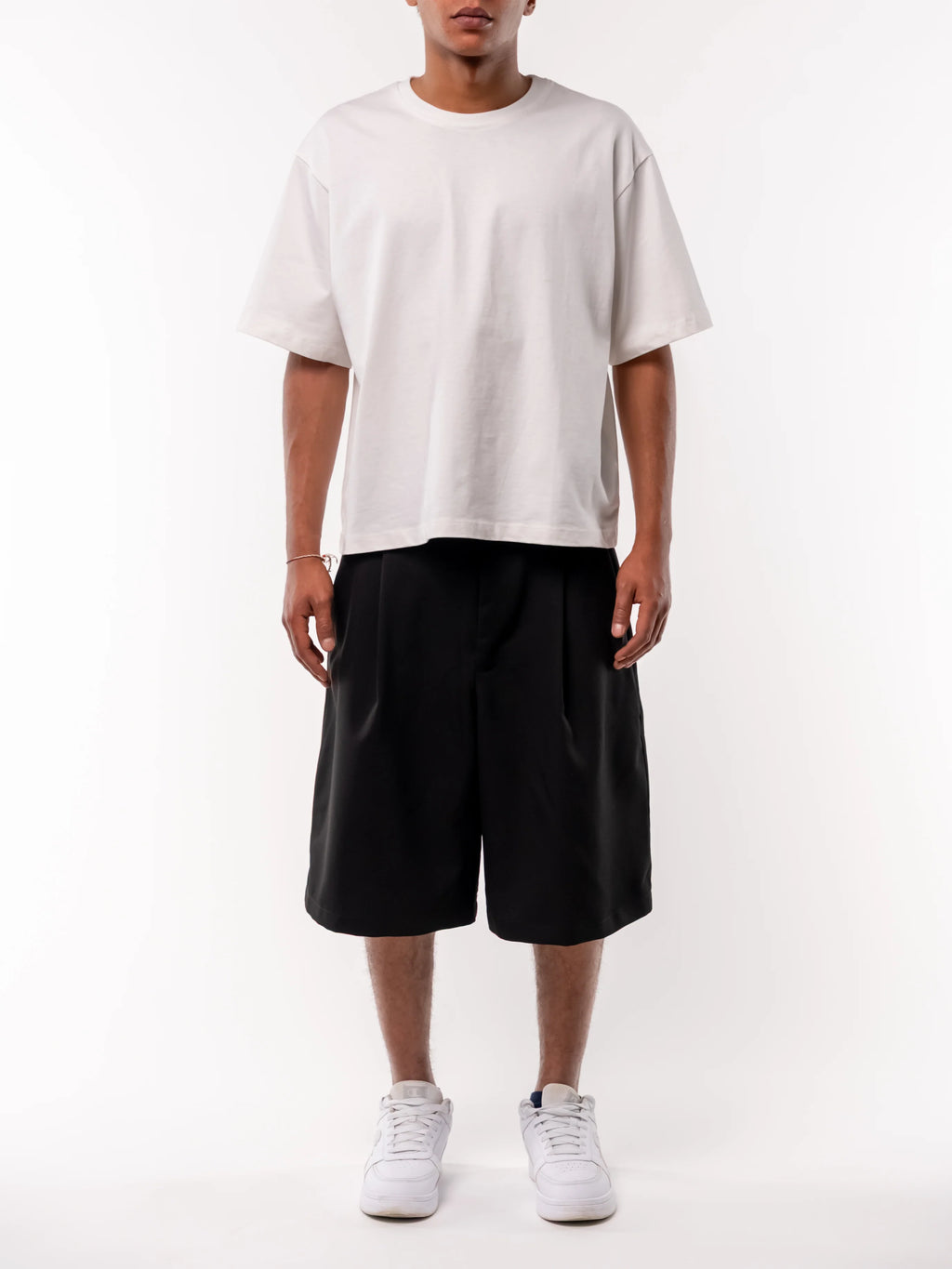 PLEATED BAGGY JORTS